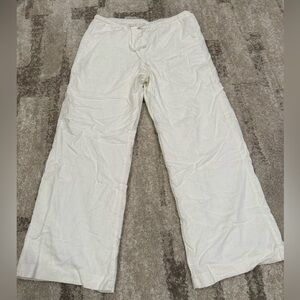 NWT- White Pants